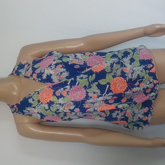 Grace Tops - Gracie women's Floral Halter Top in Pink and Orange size‎ M